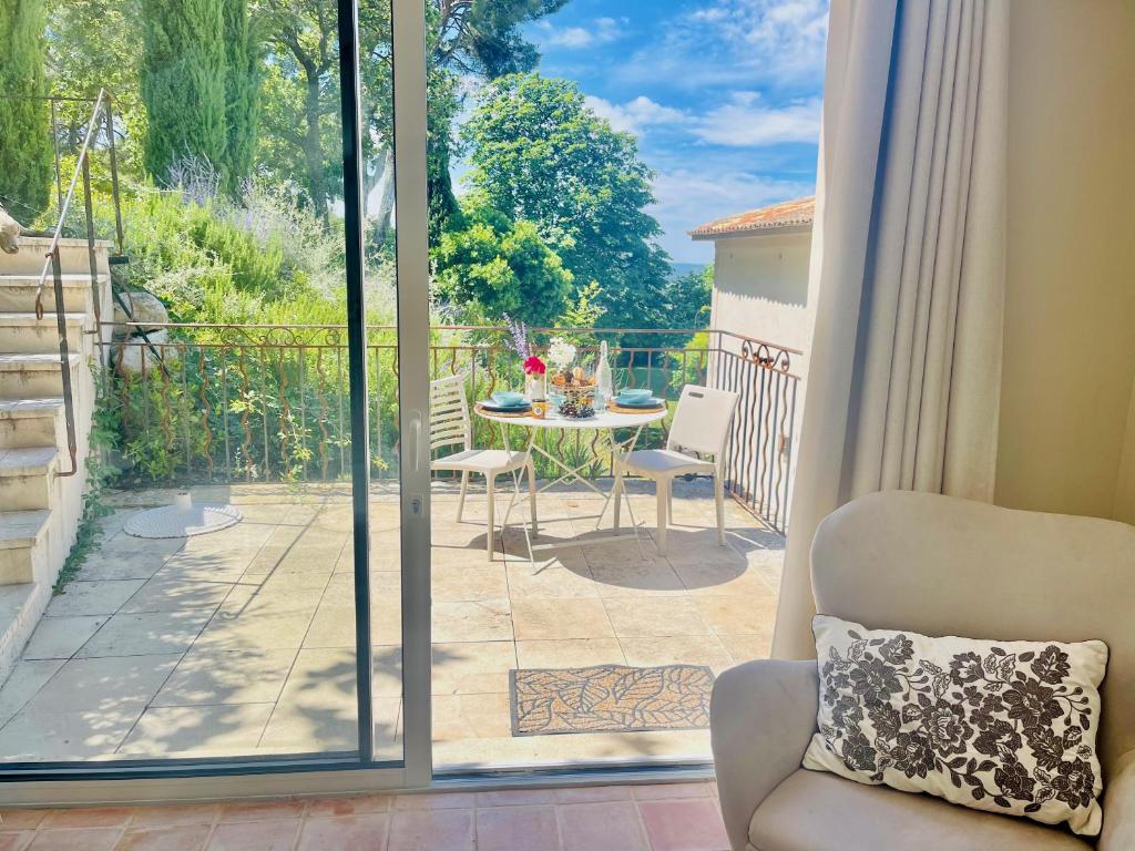 Exclusif Appart piscine chauffée de luxe 10 min centre AixenPc Belvoir SISSI - Appartamento - Piano Terra