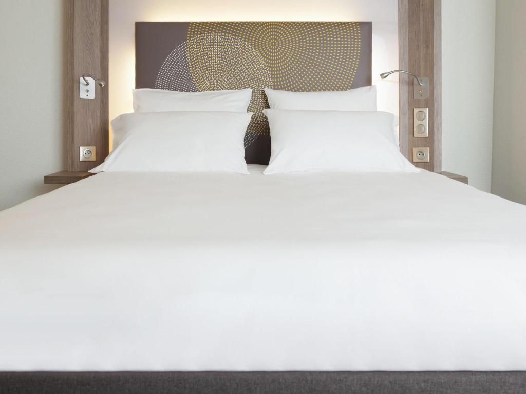 Novotel Chartres - Superior King Room
