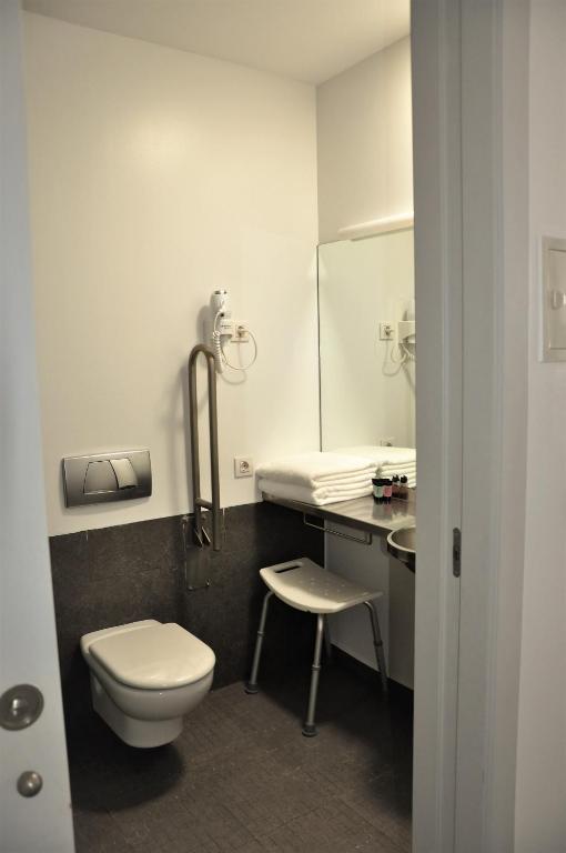 Centre Esplai Albergue - Comfort Double Room With Balcony