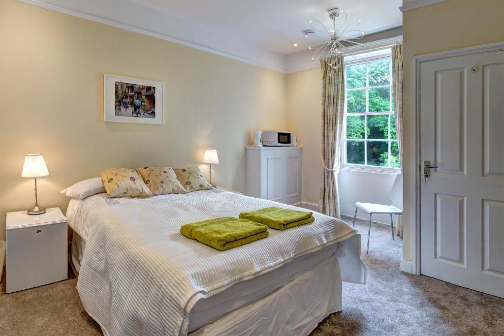 Lingwood Hall - Habitación Doble Con Baño Privado