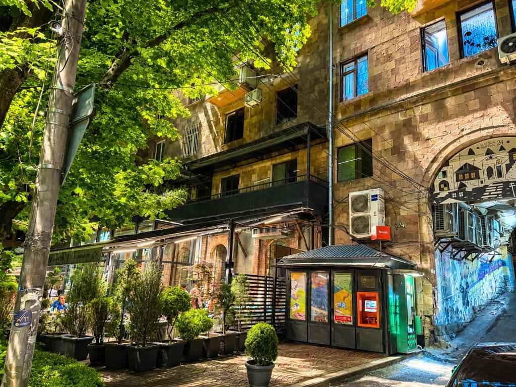 فضای داخلی Lili's House Saryan 24 Main Road در ایروان - تصویر ۳
