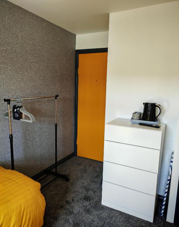 Phoenix - Budget Double Room