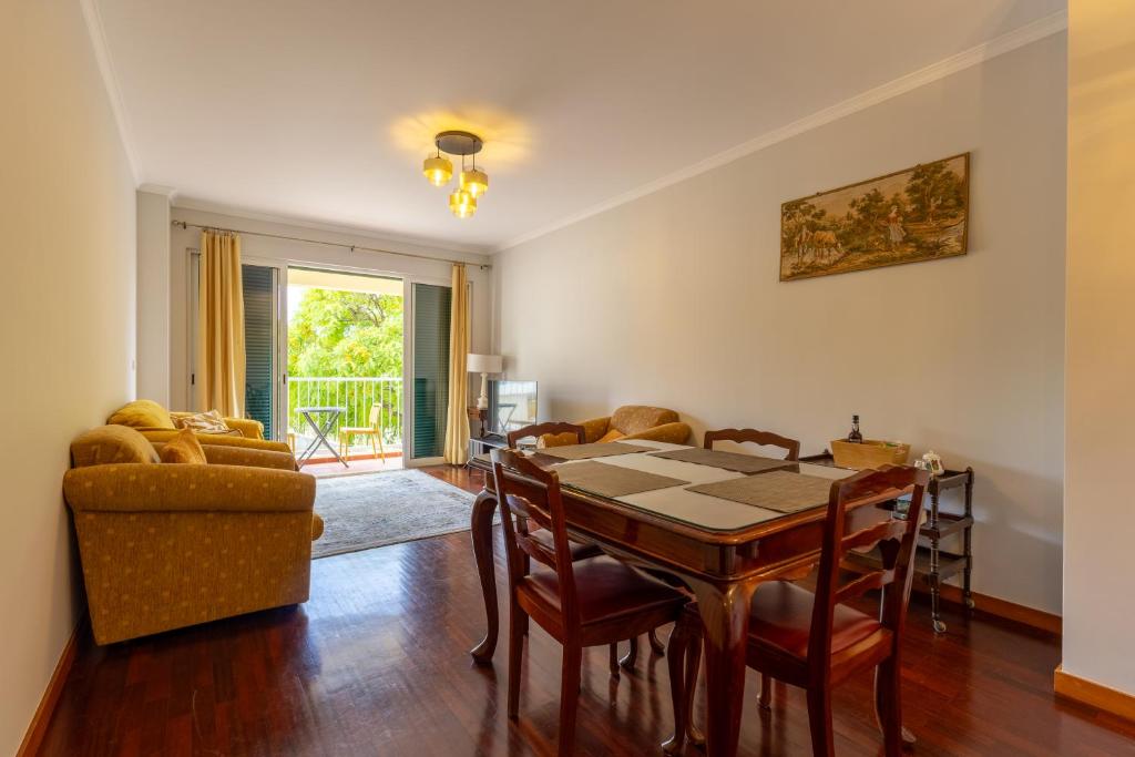 Santiago III Apartment - Funchal