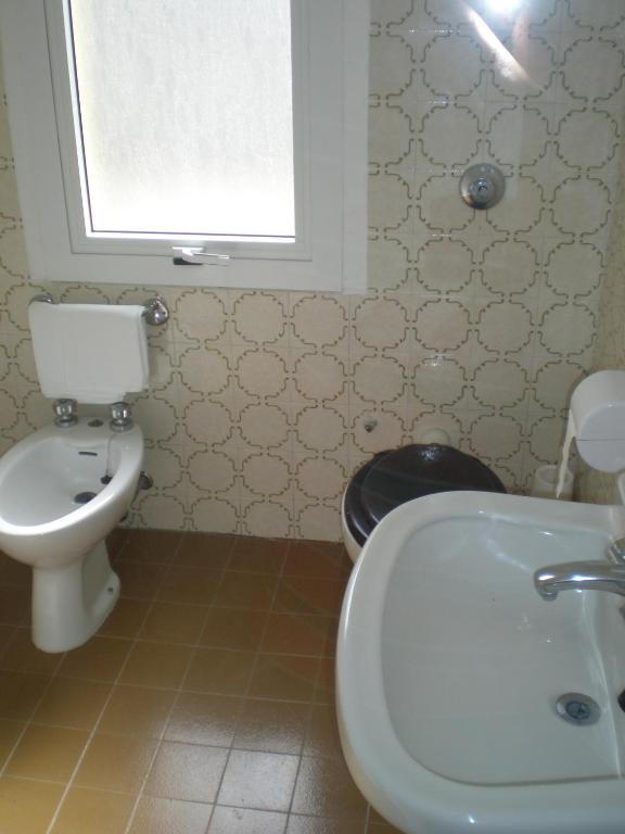 A bathroom at Hotel Silva Frontemare