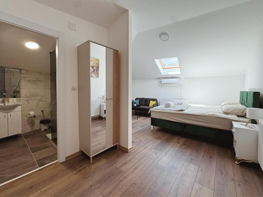 Corner Plaza Apartments Kragujevac - Studio