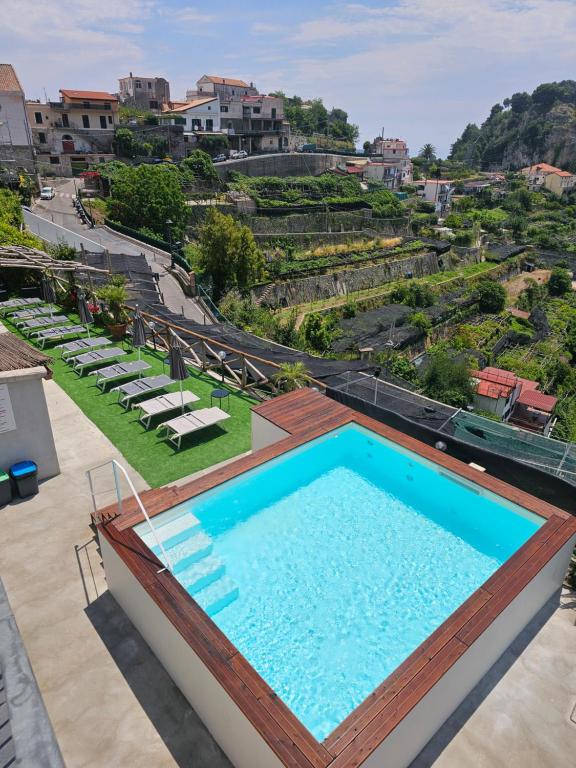 Amalfi Sky View