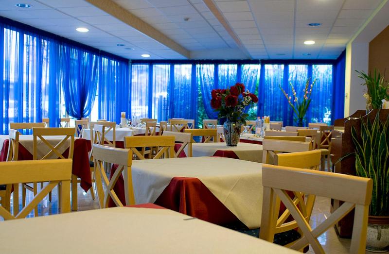 Restaurace v ubytování Hotel Rado