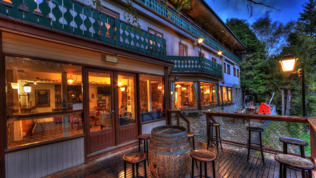 Ресторан / где поесть в Candlelight Lodge