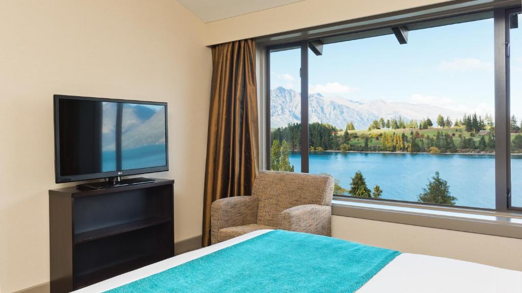 Copthorne Hotel & Resort Lakefront Queenstown - Resim 16