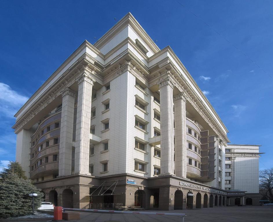 Grand Voyage Hotel در آلماتی
