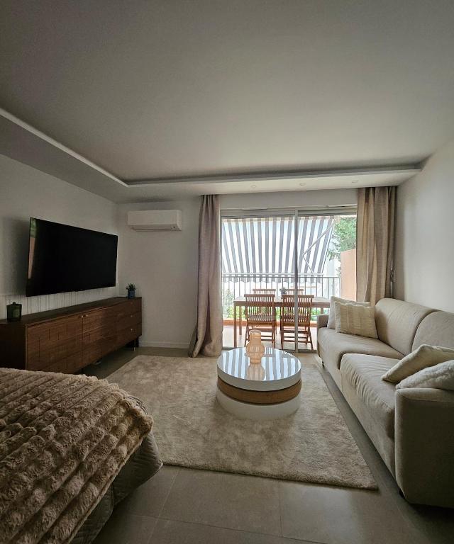 Magnifique studio à Saint Raphael à deux pas de la mer