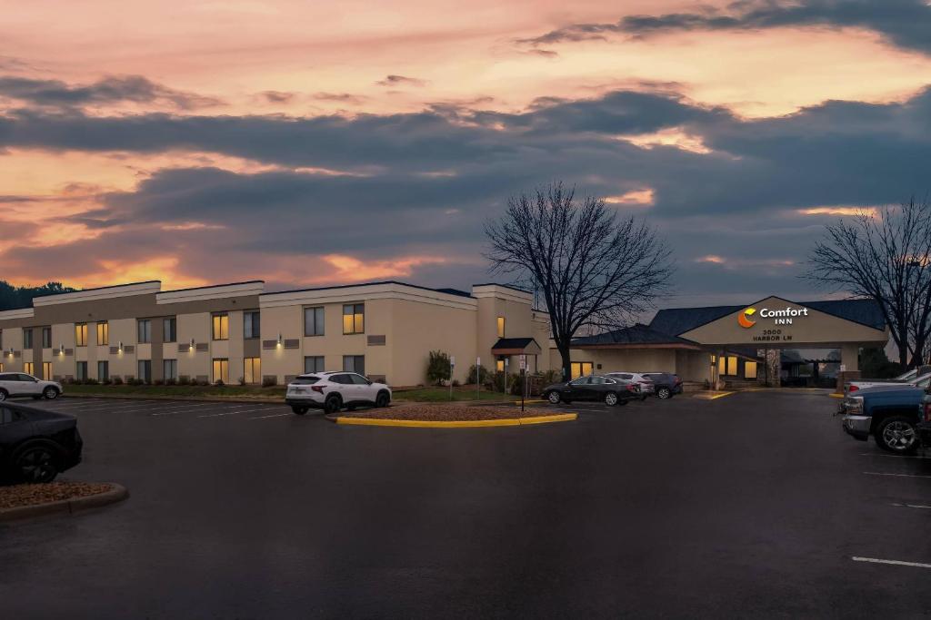 Comfort Inn Plymouth-Minneapolis photo