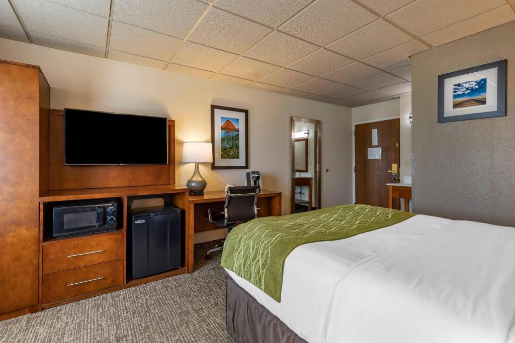 Comfort Inn & Suites Gateway to Glacier National Park - Habitación Con Cama Grande - No Fumadores
