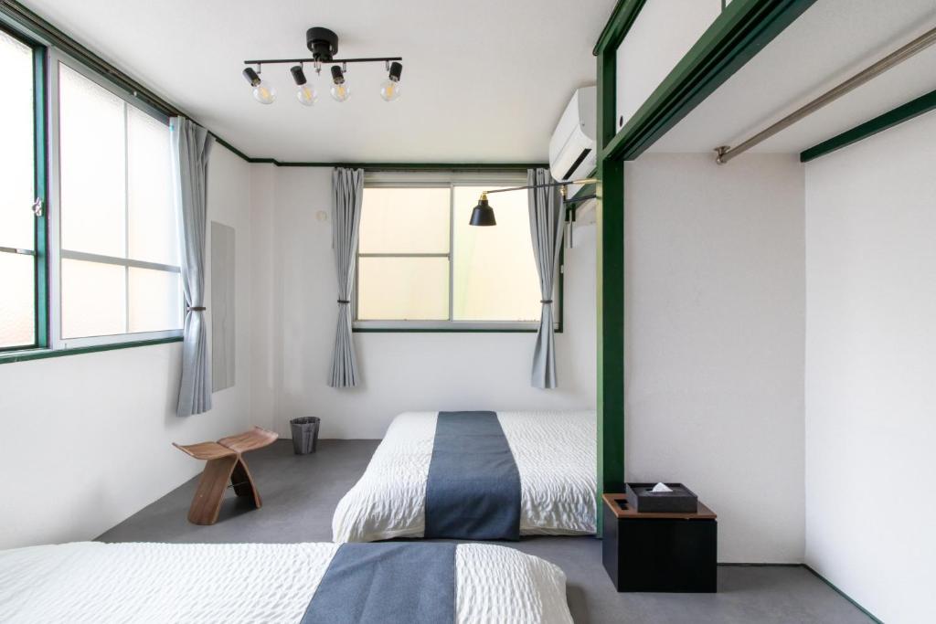 Epilogue Hotel 402