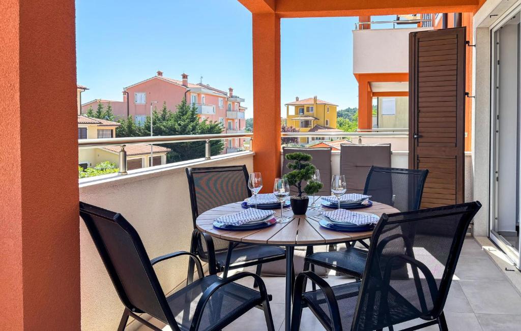 Amazing Apartment In Pula With Wifi