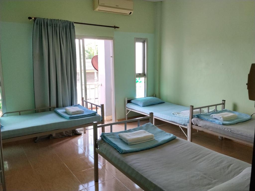 มังกรเลโฮสเทล Mangkonlay Hostel - Habitación Compartida Mixta De 4 Camas