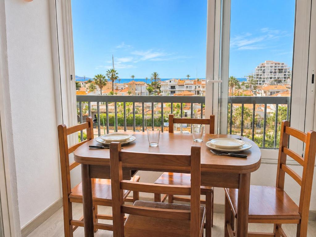 Basic Comfort Apartamento Royal Marine 0176 próximo a la playa