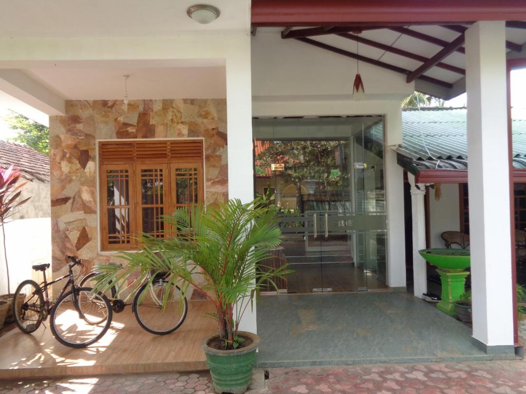 Jízda na kole v ubytování Canal Side Guest House Polonnaruwa nebo okolí