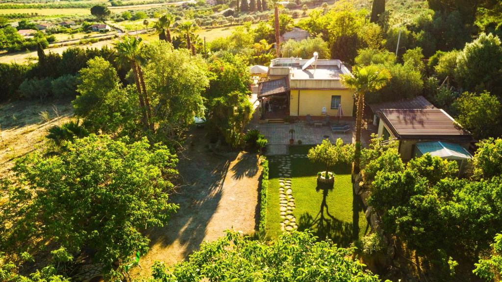 DONNA CATERINA HOUSE, holiday villa