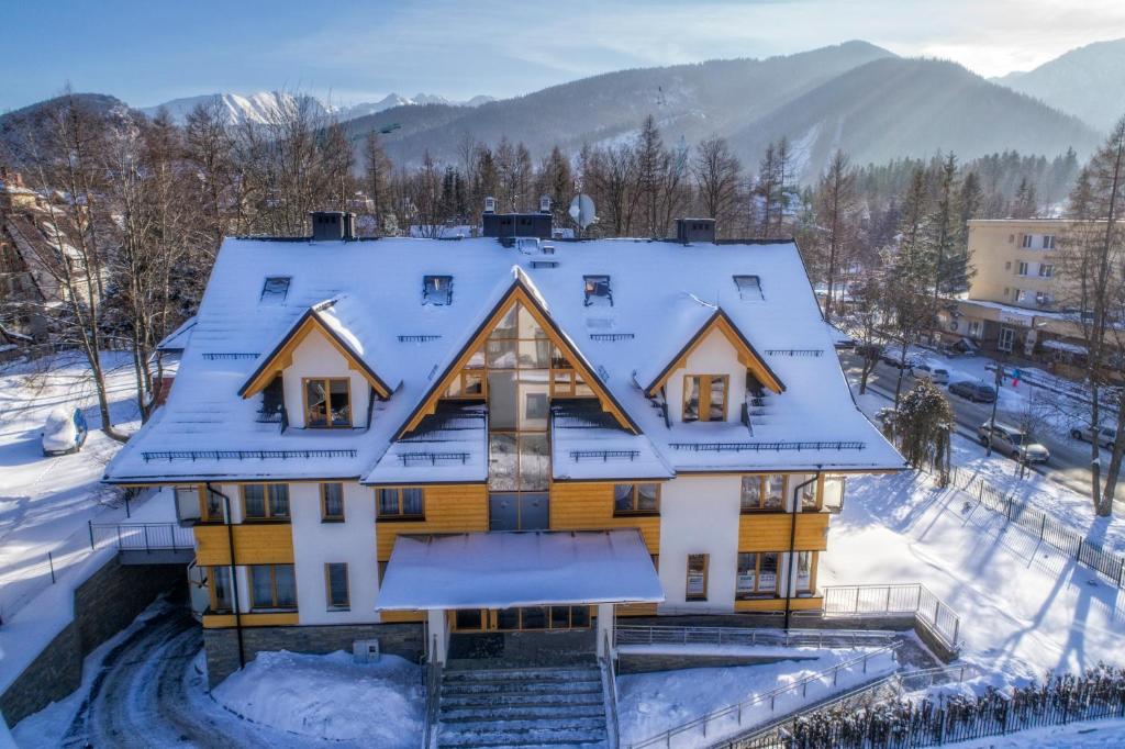 Výhľad na hory alebo výhľad na hory priamo z apartmánu