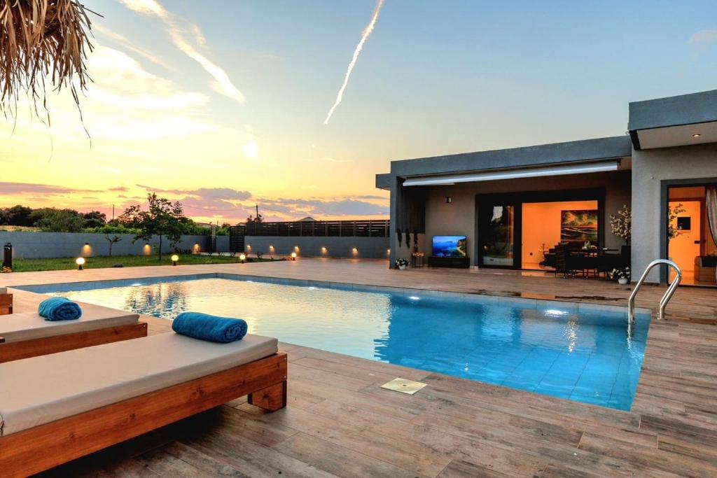Crystal Thalassa - Luxury Villa Stergio
