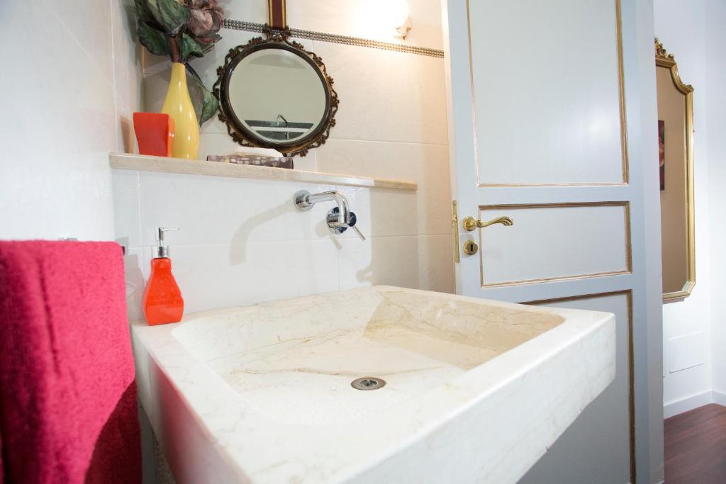 Bagno di Corso Vittorio Apartment