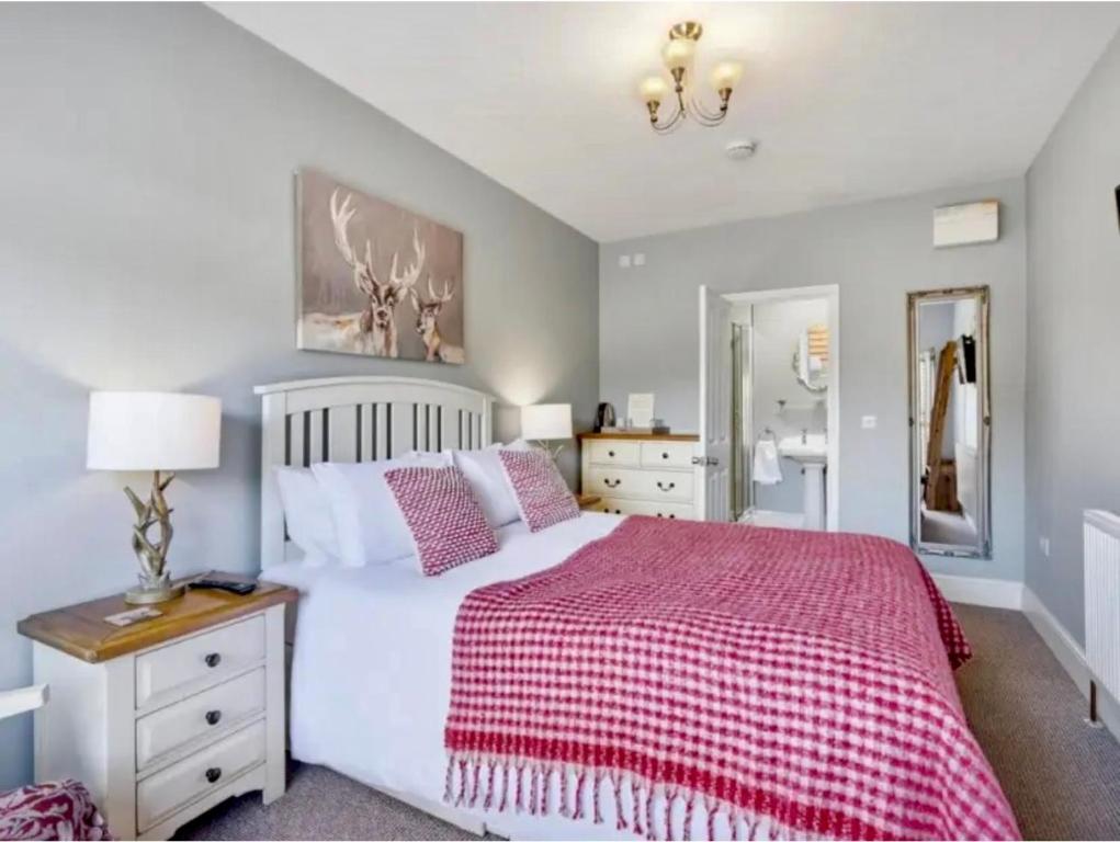 Blenkinsopp Castle Inn - Deluxe Double Room