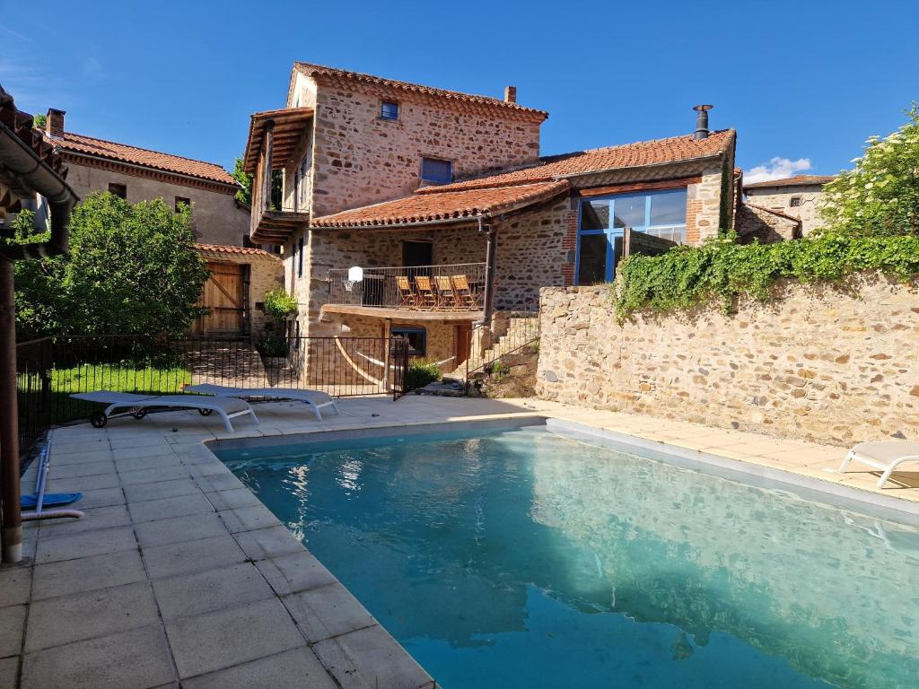 Villa lavaudieu - Housity