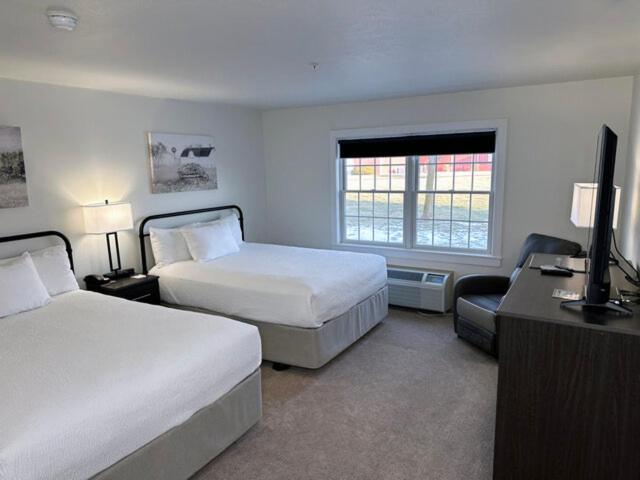 Farmstead Inn and Conference Center photo