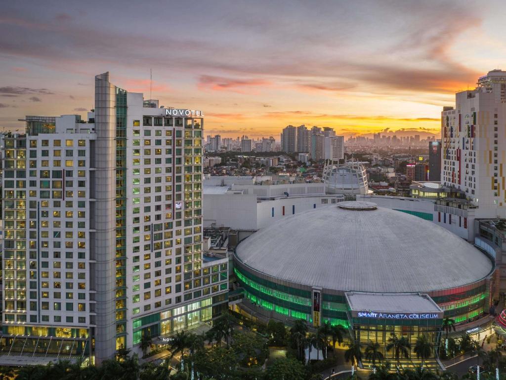 Novotel Manila Araneta City Hotel