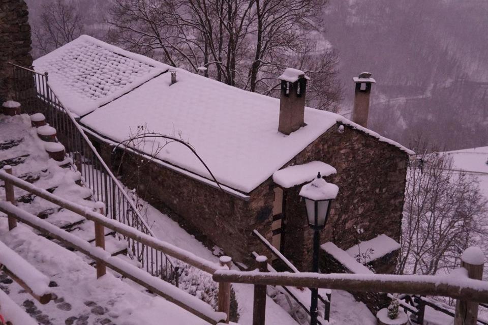 Masia Can Constans v zimě