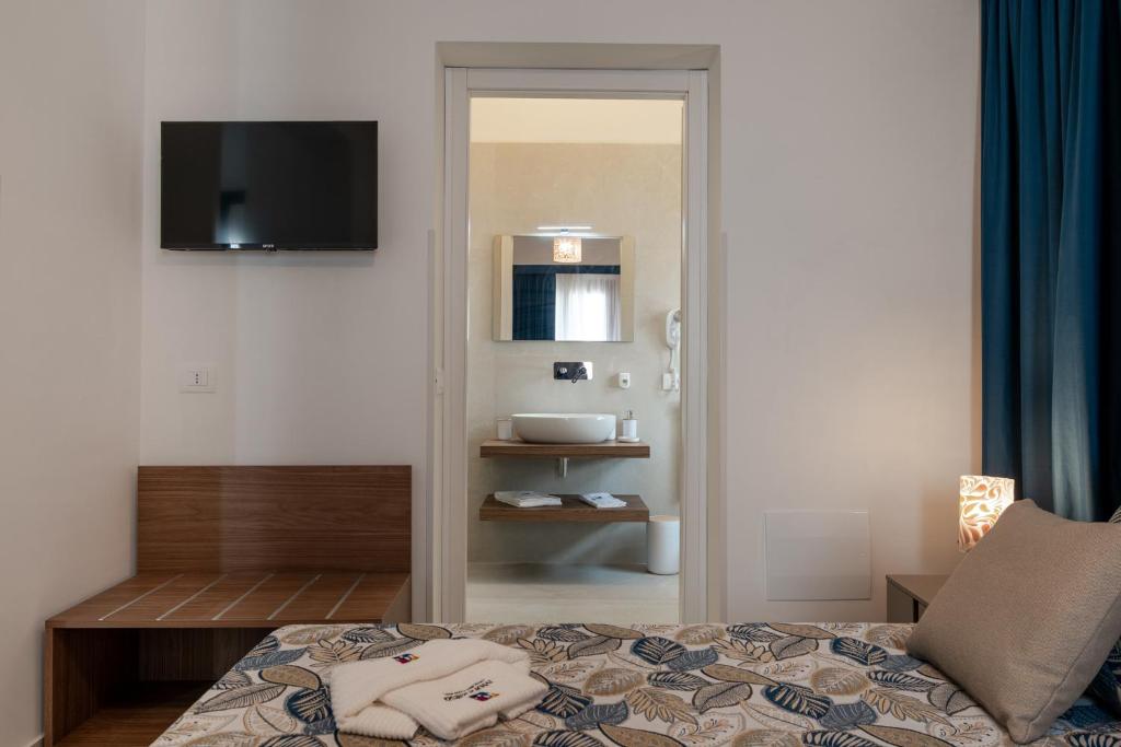 Monnalisa Rooms - Suite Mit Kingsize-Bett Und Balkon