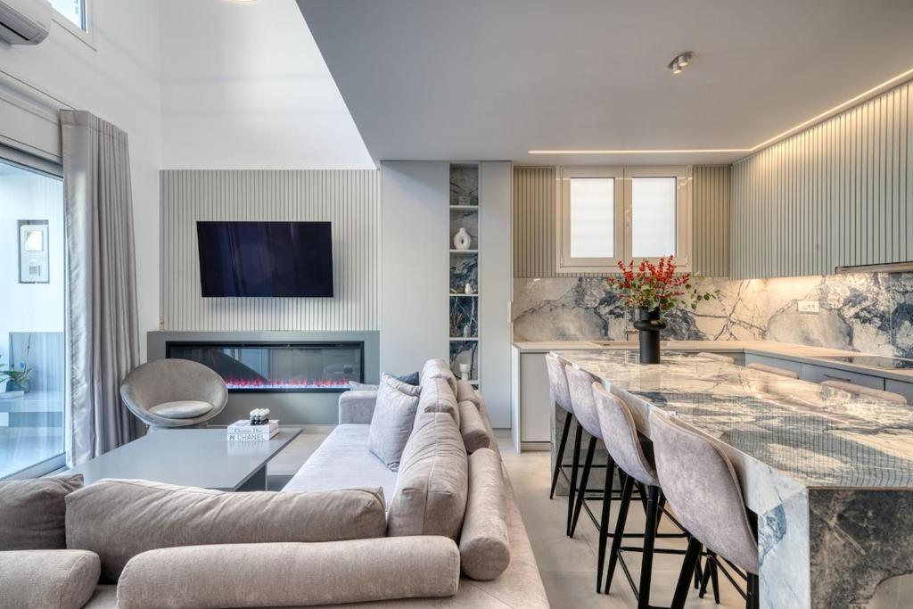 Manos Loft