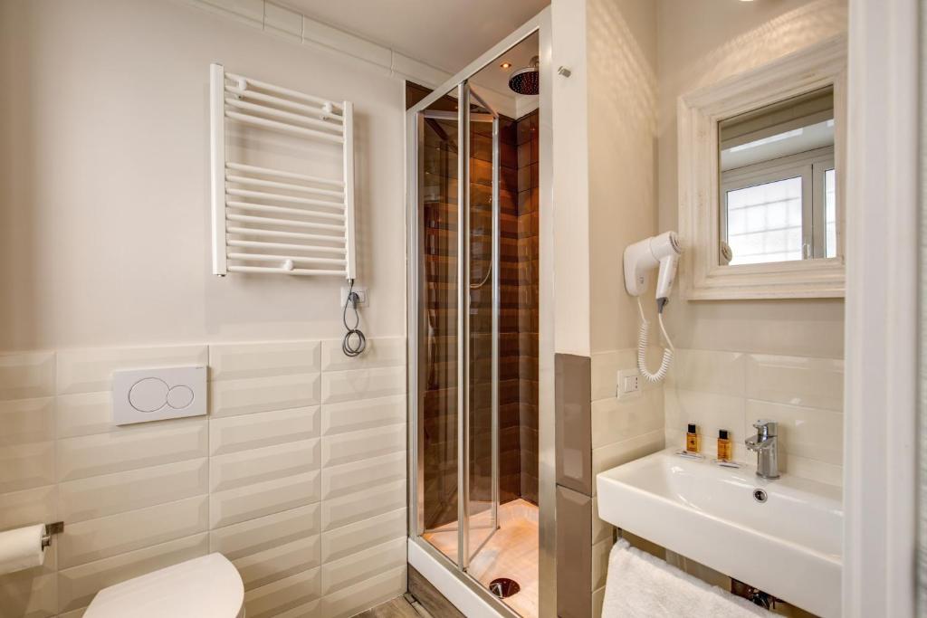 Casa Mia Vaticano Guest House - 17