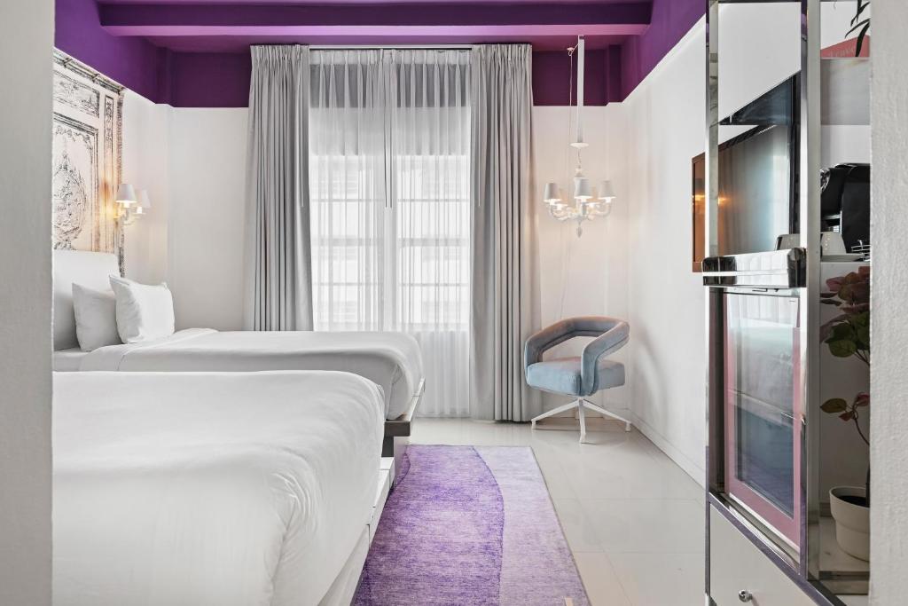 The Townhouse Hotel photo