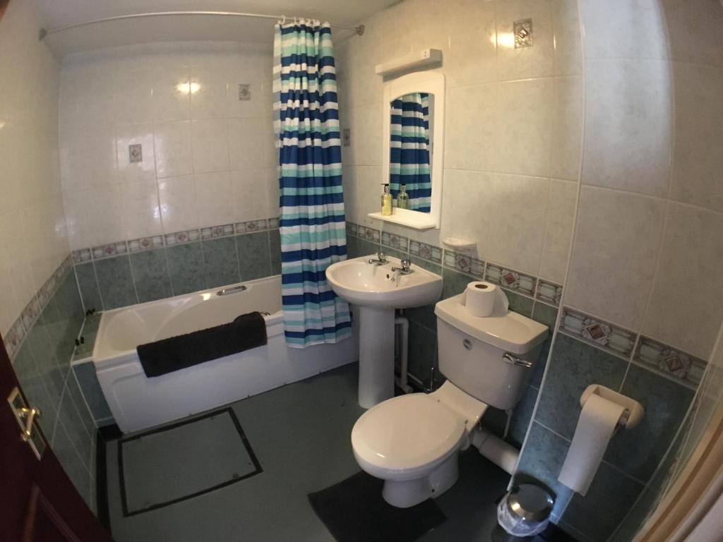 The Lord Nelson - Family Room (2 Adults + 2 Children)