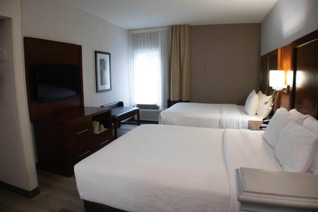 Comfort Suites Salisbury I-85 - Suite Con 2 Camas Grandes - No Fumadores