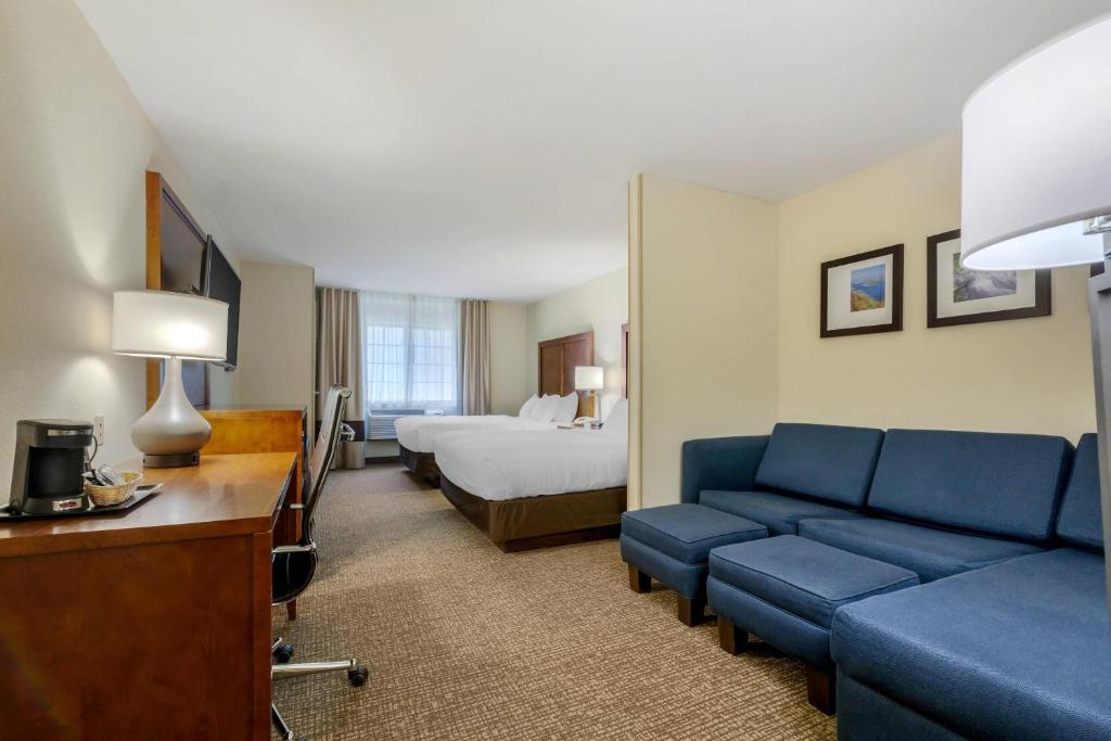 Comfort Suites Johnson Creek Conference Center - Suite Con 2 Camas Grandes - No Fumadores
