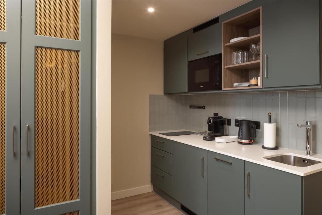 Home2 Suites By Hilton Dublin City Centre photo