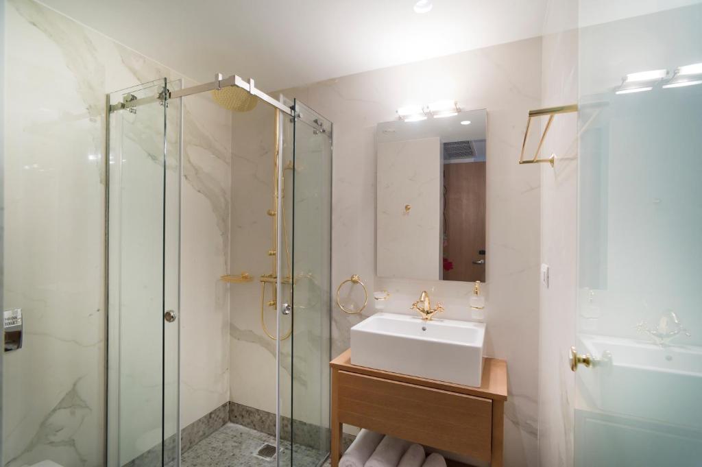 Kúpeľňa v ubytovaní NLH FIX | Neighborhood Lifestyle Hotels
