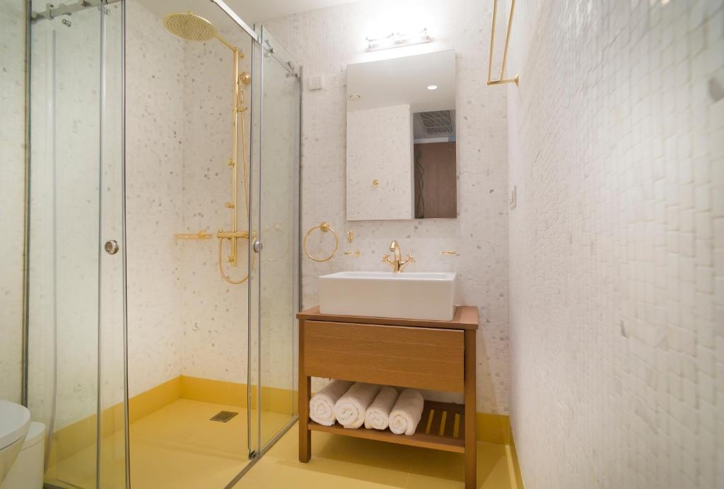 Kúpeľňa v ubytovaní NLH FIX | Neighborhood Lifestyle Hotels