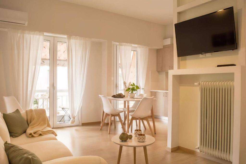 Bright 1BD Minimal Retreat in the Heart of Athens