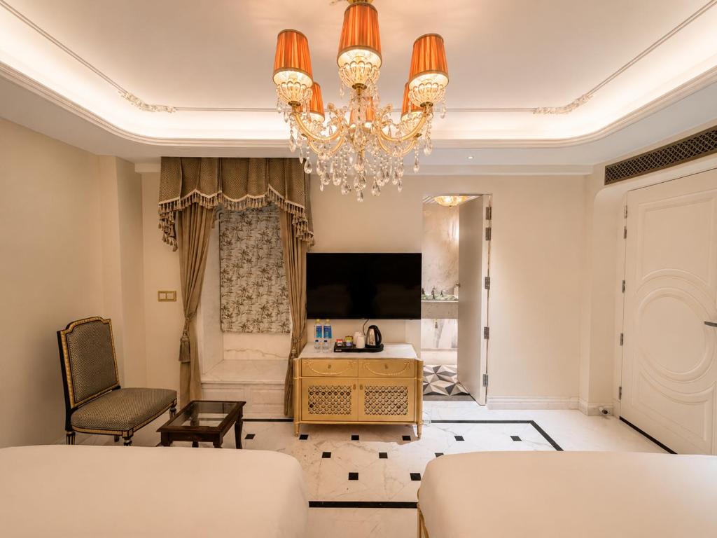 The Empire Palace , New Delhi photo 3