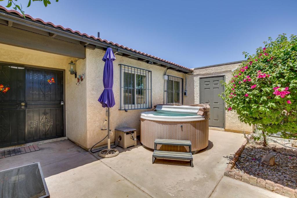 Gallery image of Work & Play in Yuma: Central Condo w/ Pool Access in Yuma