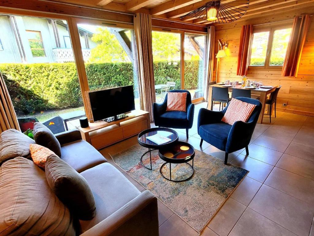 Duplex lumineux avec jardin, proche pistes, 6 pers, parking