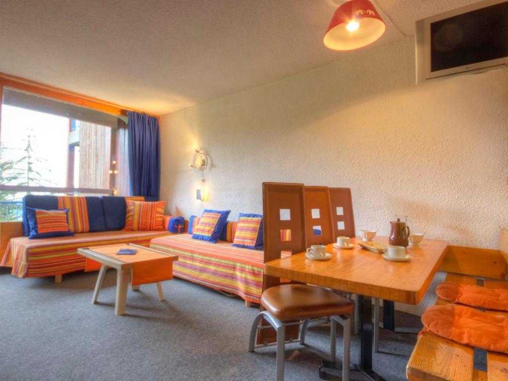 Appartement confortable au centre, balcon, WiFi gratuit