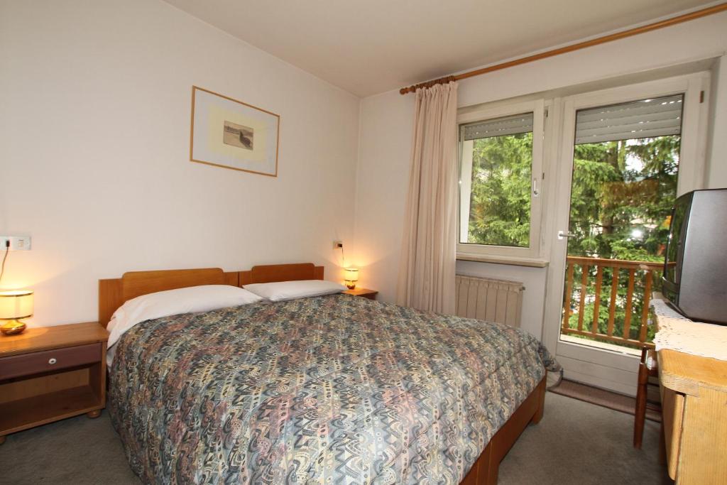 Zdjęcie z galerii obiektu Hotel Villa Rosa w mieście Campitello di Fassa