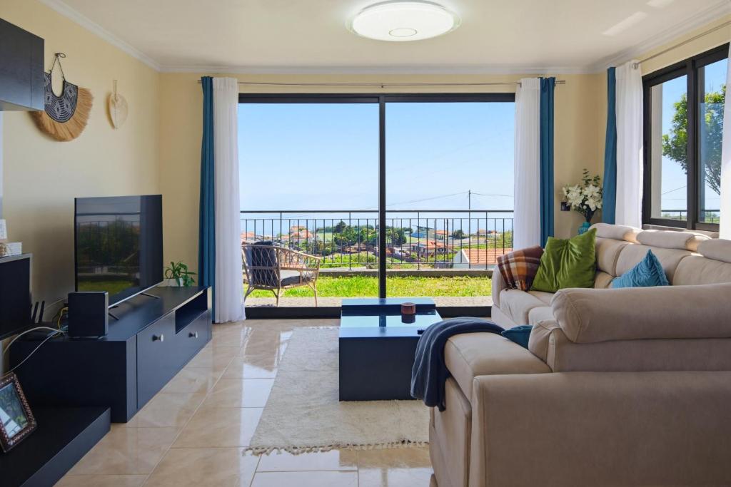 Bella Vista Home