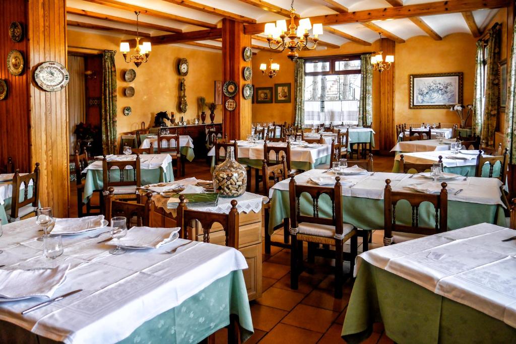 Restaurace v ubytování Hotel Esther