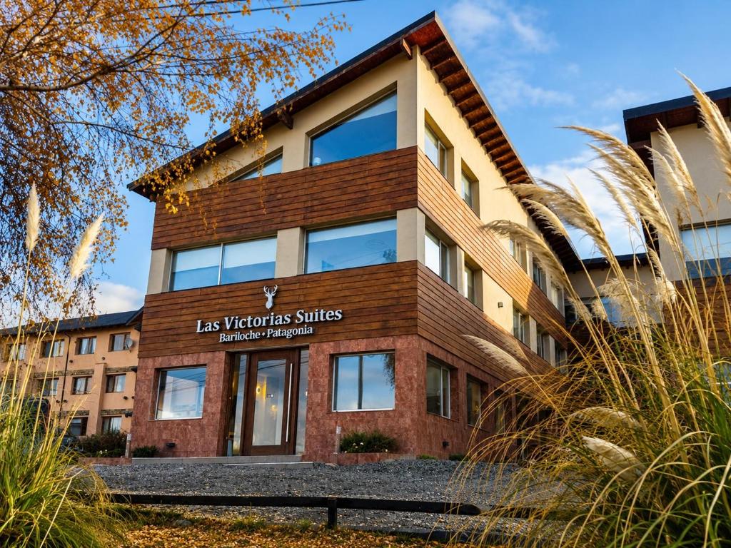 an external view of the new horizons studios building at Las Victorias Suites Bariloche in San Carlos de Bariloche